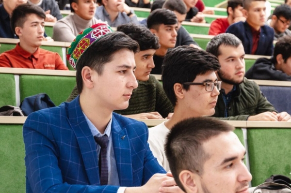 The Ministry of Education and Science named the number of Tajik students studying abroad