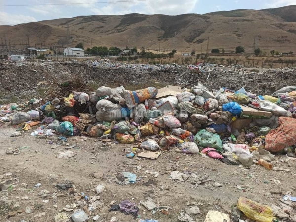 Issue of Kemin landfill raised at Cabinet deputy's meeting with local population