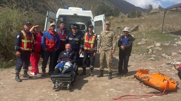 Tourist from Kazakhstan who broke her leg rescued in Alamedin Gorge