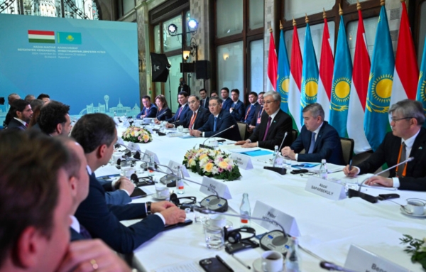 President Tokayev advances Kazakh-Hungarian economic cooperation at investment roundtable