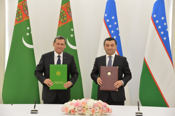 Uzbekistan, Turkmenistan sign two key documents to strengthen bilateral cooperation