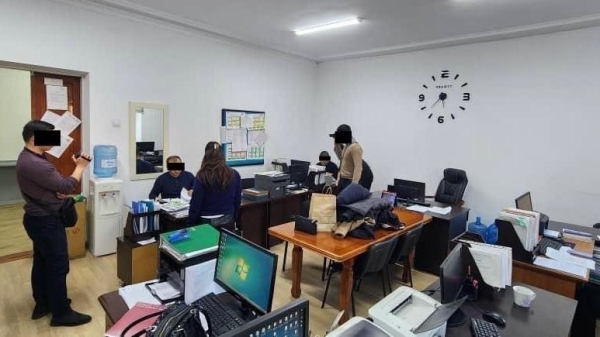 Two Bishkek university teachers detained for giving grades to absent foreign students for money