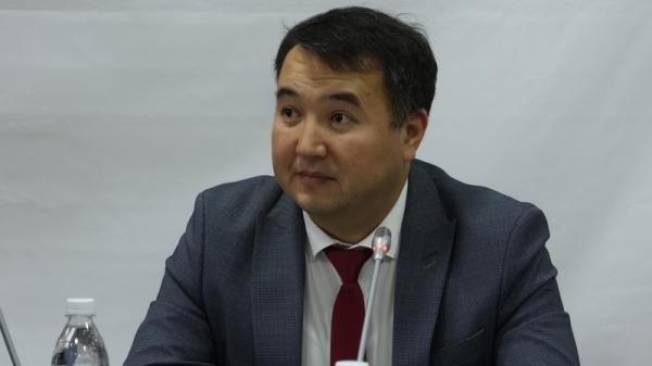 105 participants of social contract receive interest-free loans of 200,000 soms in Kyrgyzstan