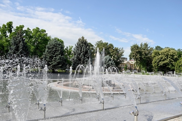 Bishkek mayor’s office submits proposal for municipal ownership of fountain complex near Parliament