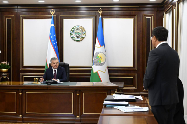 President of Uzbekistan reviews major transport projects, including dry port and Tashkent-Andijan toll road