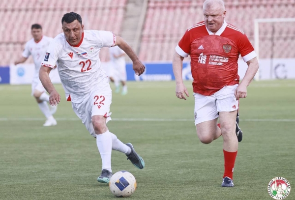 Football legends of Tajikistan and Russia reunite for friendly match in Dushanbe
