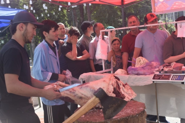 10 meat vendors fined in Dushanbe for price gouging ahead of Eid al-Adha
