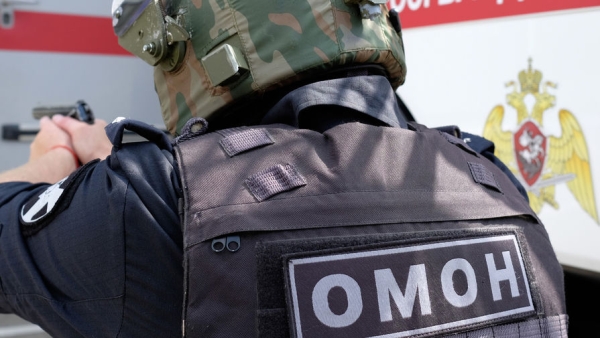Central Asian migrants subjected to abuse during raid in Moscow