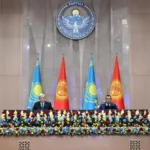 Kazakh, Kyrgyz presidents hold briefing for mass media